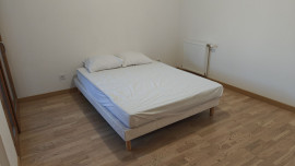 
                                                                                        Location
                                                                                         T2 meublé 46m² Vert,Connecté Villeurbanne La Soie