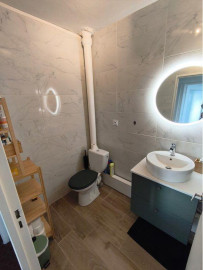 
                                                                                        Location
                                                                                         T2 meublé 50 m²  balcon, parking, vue Fourvière