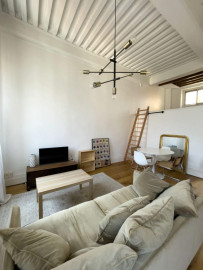 
                                                                                        Location
                                                                                         T2 meublé 54m² – Lyon 1er (9 Septembre-8 décembre)