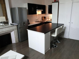
                                                                                        Location
                                                                                         T2 Meublé 55m2, panier 2eme étage