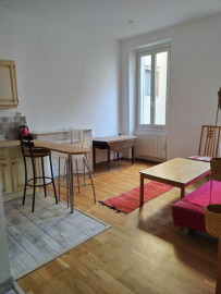 
                                                                                        Location
                                                                                         T2 meublé à la Plaine