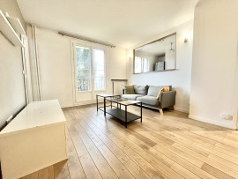 
                                                                                        Location
                                                                                         T2 meublé avec box –  à Fontenay-sous-Bois