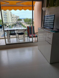 
                                                                                        Location
                                                                                         T2 meublé Carnon centre, de janvier à juin 2026