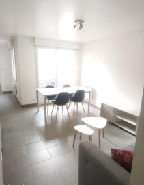 
                                                                                        Location
                                                                                         T2 meublé de 35 m² proche de la gare