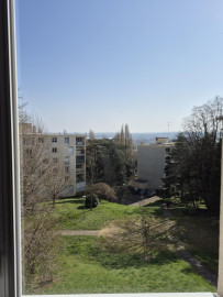 
                                                                                        Location
                                                                                         T2 meublé de 54,4 m² dans résidence sécurisée