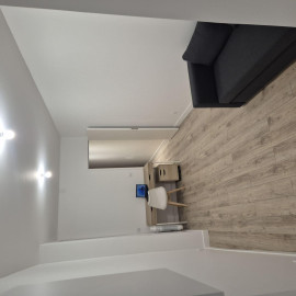 
                                                                                        Location
                                                                                         T2 meublé entièrement refait à neuf à Suresnes