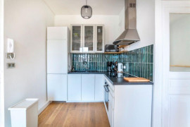 
                                                                                        Location
                                                                                         T2 meublé lumineux avec balcon, clim et parking