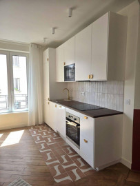 
                                                                                        Location
                                                                                         T2 meublé près de la Défense