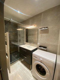 
                                                                                        Location
                                                                                         T2 Meublé - Refait à neuf - 13007 Marseille