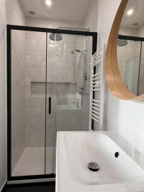 
                                                                                        Location
                                                                                         T2 meublé refait à neuf – très lumineux