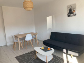 
                                                                                        Location
                                                                                         T2 Meublé secteur Fac/Tréfilerie/Centre Deux