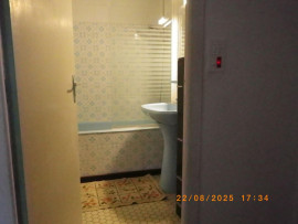 
                                                                                        Location
                                                                                         T2 Meublé TBE plein centre proche transports