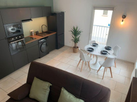 
                                                                                        Location
                                                                                         ✨ T2 moderne 39 m² – Immeuble récent & sécurisé