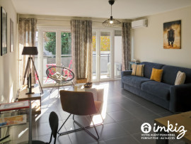 
                                                                                        Vente
                                                                                         T2  Nîmes centre gare rénové avec parking privatif