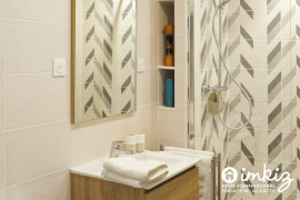 
                                                                                        Vente
                                                                                         T2  Nîmes centre gare rénové avec parking privatif