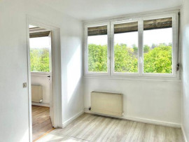 
                                                                                        Location
                                                                                         T2 Paris 20 métro Philippe Auguste