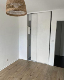 
                                                                                        Location
                                                                                         T2 Procé / Zola