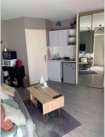 
                                                                                        Location
                                                                                         T2 Rennes fac de droit + Parking