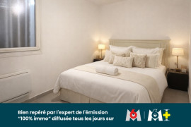 
                                                                                        Vente
                                                                                         T2 rénové 39m2 - TOULON OUEST - EXTERIEUR