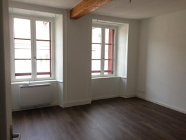 
                                                                                        Location
                                                                                         T2 rénové centre ville Montbéliard proche gare