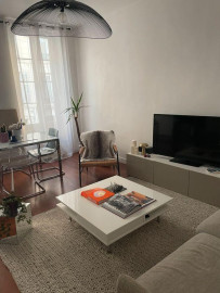 
                                                                                        Location
                                                                                         T2 rue paradis