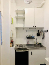 
                                                                                        Location
                                                                                         T2 sur cour lumineux, idéal étudiant