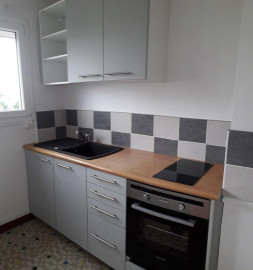 
                                                                                        Location
                                                                                         T3 57 m² Angers avec Box et grenier