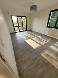 
                                                                                        Location
                                                                                         T3 68m2 Mérignac Arlac- Terrasse -  parking