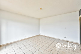 
                                                                                        Vente
                                                                                         T3 allée Abbé Lemire,  calme et ensoleillé.