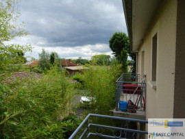 
                                                                                        Vente
                                                                                         T3 avec balcon et deux places de parking