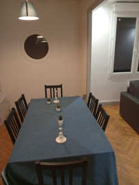 
                                                                                        Location
                                                                                         T3 calme et refait a neuf avec vue paysagère.