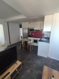 Colocation
                                                                                T3 colocation meublé Le Bouscat