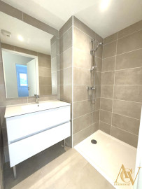 
                                                                                        Vente
                                                                                         T3 Contemporain avec Jardin– Golfe de St-Tropez