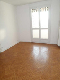 
                                                                                        Location
                                                                                         T3 de 49 m² situé à Villeurbanne