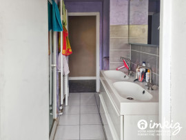 
                                                                                        Vente
                                                                                         T3 de 57m² avec vue sur le massif de Belledonne