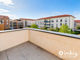 
                                                                                        Vente
                                                                                         T3 de 60m² - garage, balcon, 2018 - Clé en main !