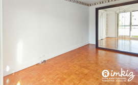 
                                                                                        Vente
                                                                                         T3 de 61m² balcons + 2 parkings avenue Lacassagne