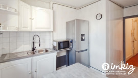 
                                                                                        Vente
                                                                                         T3 de 61m² balcons + 2 parkings avenue Lacassagne