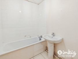 Vente
T3 de 83m² au dernier étage avec balcon + terrasse