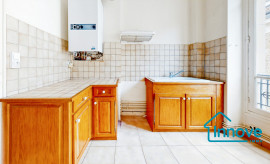 
                                                                                        Vente
                                                                                         T3 de caractère au calme, Quartier Saint-Louis