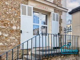 
                                                                                        Vente
                                                                                         T3 de caractère au calme, Quartier Saint-Louis