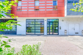 
                                                                                        Vente
                                                                                         T3 de standing avec grand balcon et dernier étage