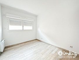 
                                                                                        Vente
                                                                                         T3 dernier etage avec terrasse et box