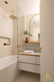 
                                                                                        Vente
                                                                                         T3 Dernier étage Sud - Secteur Rare - TOULON