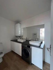 
                                                                                        Location
                                                                                         T3 duplex refait à neuf