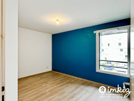 
                                                                                        Vente
                                                                                         T3 lumineux et moderne avec terrasse + parking