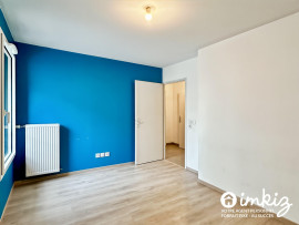 
                                                                                        Vente
                                                                                         T3 lumineux et moderne avec terrasse + parking