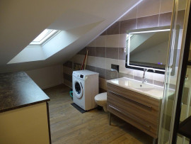 
                                                                                        Location
                                                                                         T3 meublé 51m² atypique avec vue Bastille-Vercors