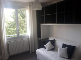 
                                                                                        Location
                                                                                         T3 meublé 57 m² Cours Gambetta, Aix-en-Provence
