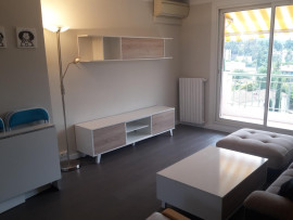 
                                                                                        Location
                                                                                         T3 meublé 57 m² Cours Gambetta, Aix-en-Provence